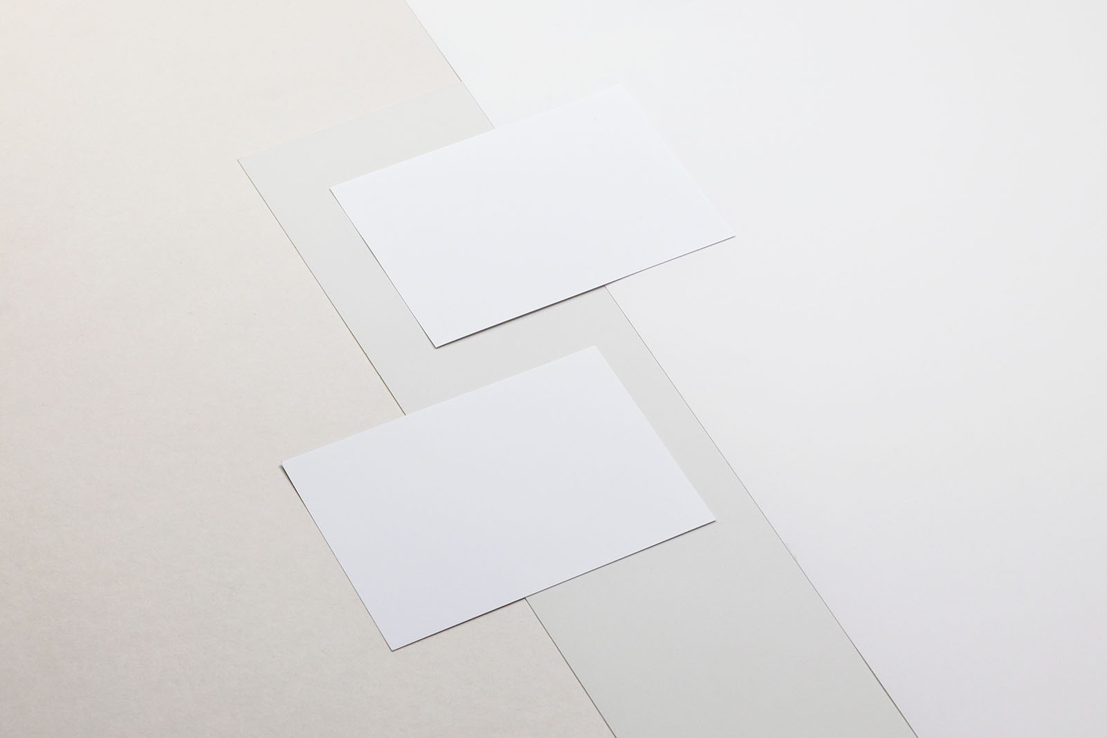 Free horizontal A6 flyer mockup