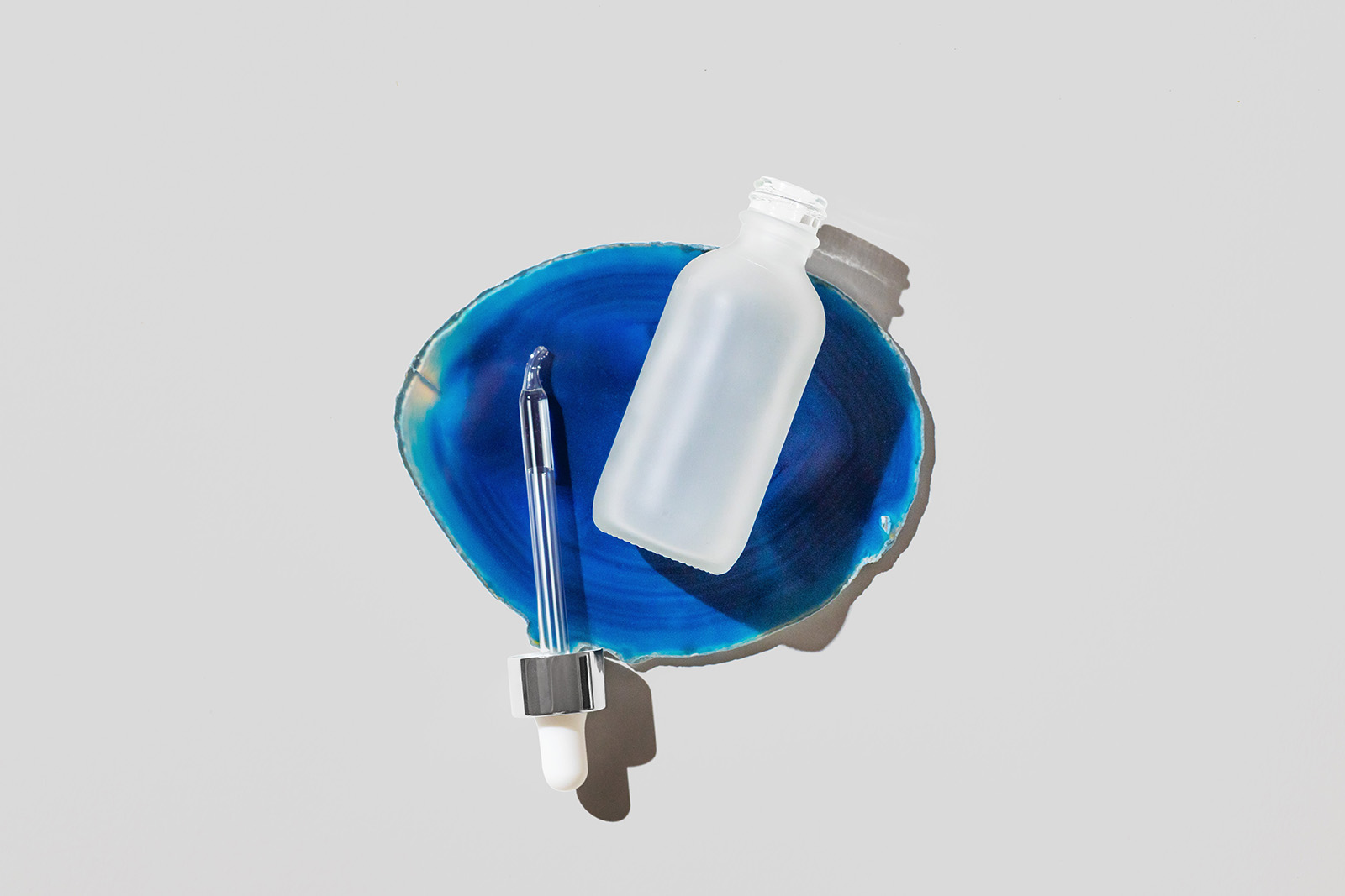 Dropper bottle mockup