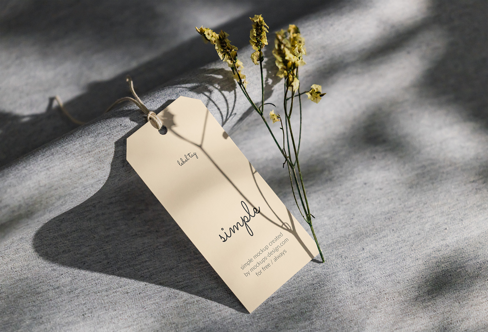 Label tag with dried flower mockup