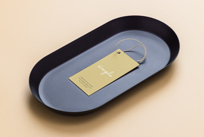 Label tag on black tray mockup