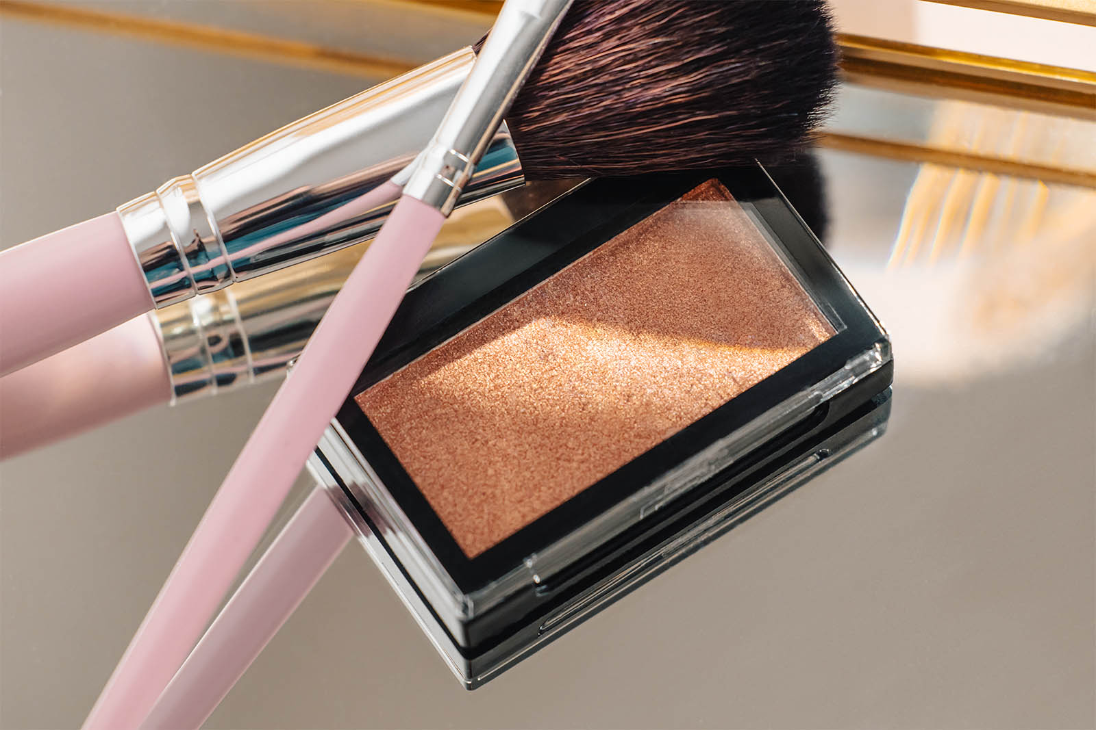 Rectangle eye shadow mockup